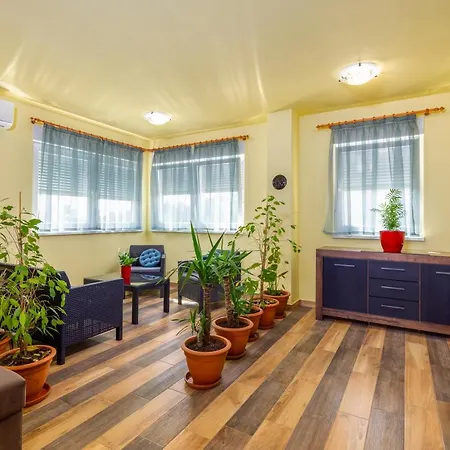 Apartment Monte Pula
