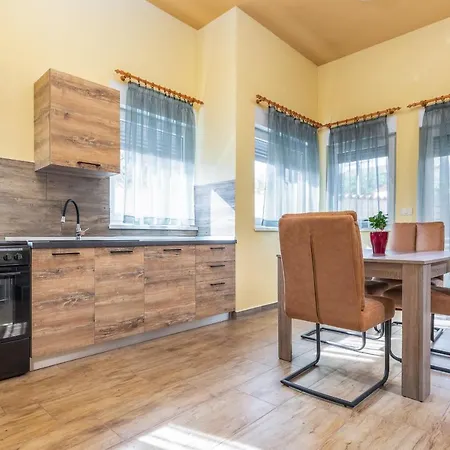 Apartment Monte *